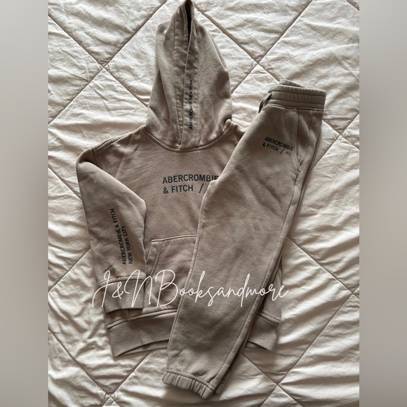 Abercrombie & Fitch Other - Boys Abercrombie & Fitch‎ Hoodie and Sweatpants Set Size 5/6